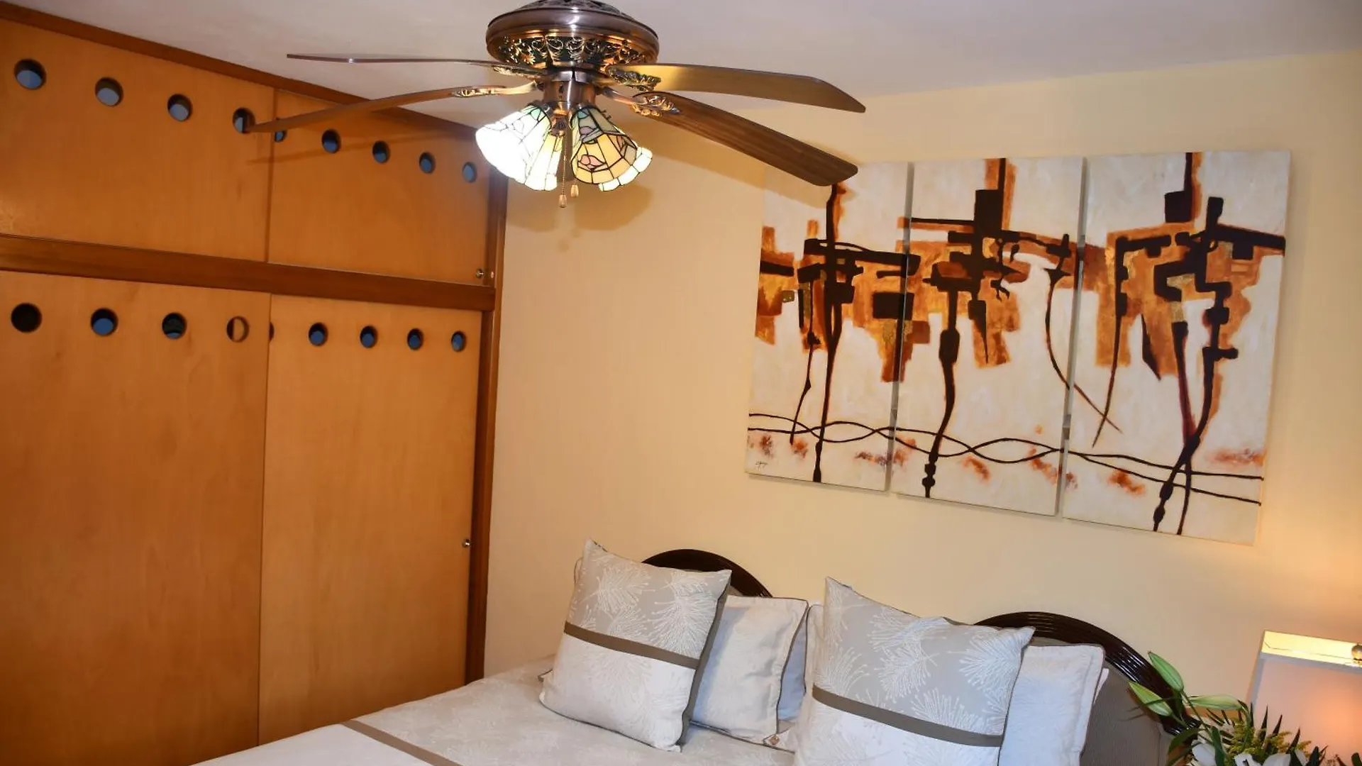 Casa Sol 3 & 4 Bedroom Villa With Swimming Pool Close To The Beach 普拉亚卡门