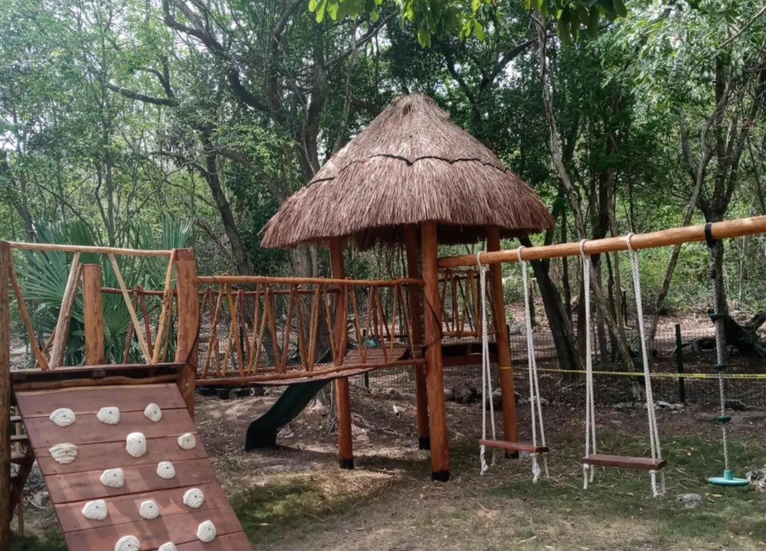 Casa Sol 3 & 4 Bedroom Villa With Swimming Pool Close To The Beach 普拉亚卡门 墨西哥