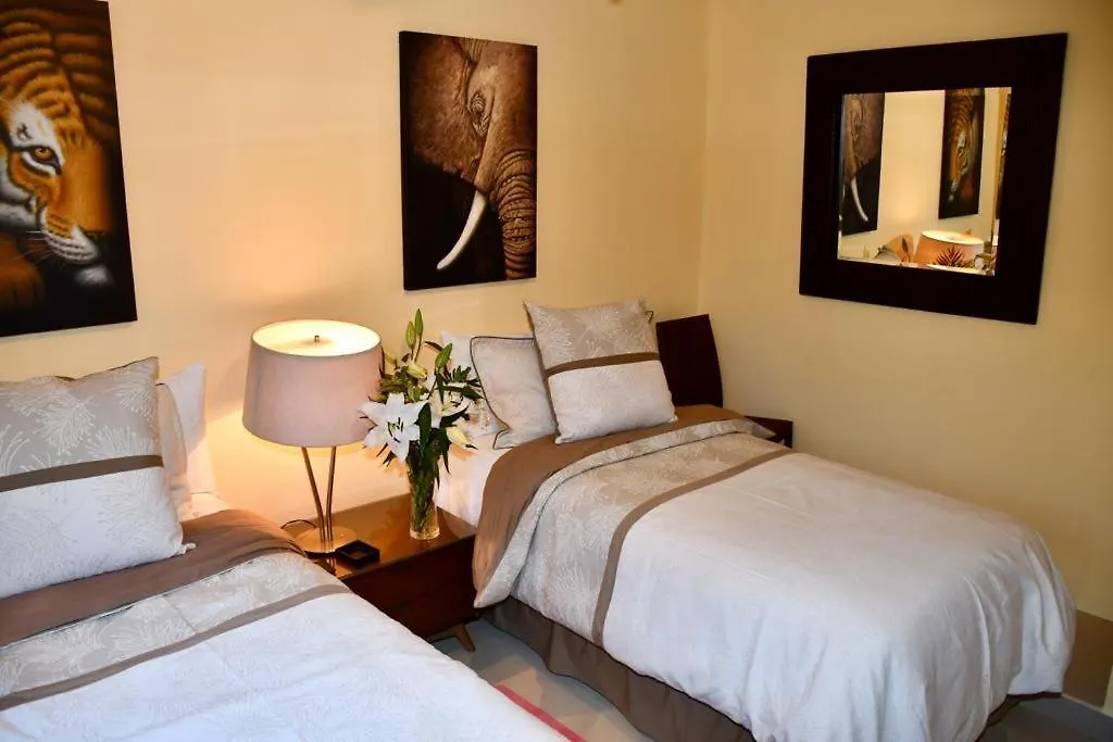 Casa Sol 3 & 4 Bedroom Villa With Swimming Pool Close To The Beach 普拉亚卡门